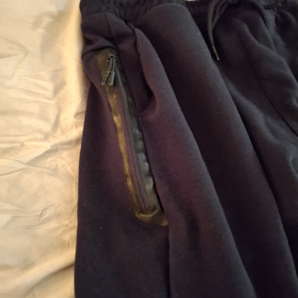 Everyday Active Women's Black Athletic Shorts - Picture 3 of 7